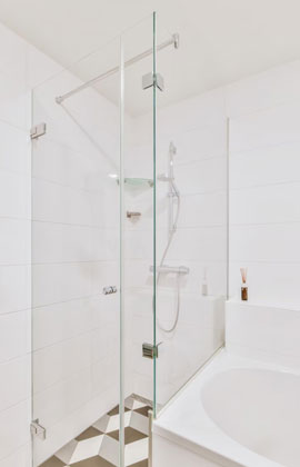 frameless-shower-2